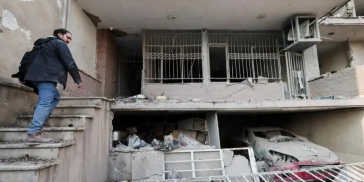 Qeveria e Libanit po zhvillon përgatitjet për krijimin e një delegacioni që do të negociojë me Izraelin, në përpjekje për të çuar përpara procesin e paqes me Hezbollahun.