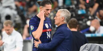 Rabiot ka pësuar një lëndim gjatë përballjes me Francën, ndërsa Milani pritet të përcaktojë situatën: Ai ka dalë nga stërvitja për shkak të një dëmtimi në gjunë.