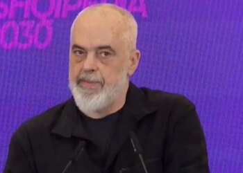 Rama implementon riorganizime në qarqe, Spiropali dhe Gjiknuri kthehen në Tiranë, ndërsa Shalsi largohet nga Kukësi.