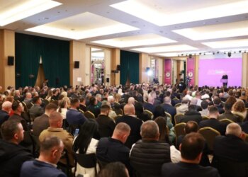 Rama thekson kriterin për kryebashkiakët në zgjedhjet lokale të vitit 2027: Ata duhet ta marrin në konsideratë nëse synojnë rikandidimin.