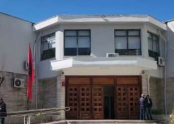 Rasteve të dhunës në Gjirokastër po u shënohet një rritje, me 58 urdhër mbrojtjeje të lëshuara për situata të dhunës në familje gjatë vitit 2025.