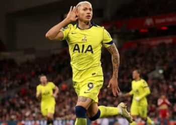 Richarlison ndihmon Tottenham për të barazuar me Liverpool, e para pikë për Igor Tudor.