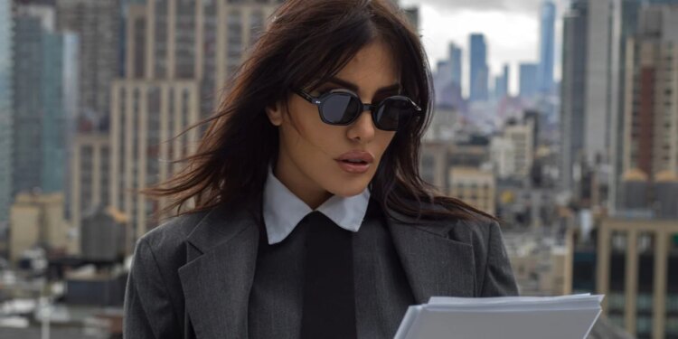 Rikthehet emisioni “Flet me Ilnisa Agolli”, platforma për shqyrtimin e të vërtetave që shpesh i injorojmë.