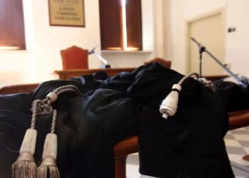 Riu shqiptar në Itali arrestohet për kërcënimin e një 14-vjeçari: 'Nëse nuk më jep paratë, do të të rrah'