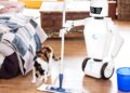 Robotët “amvisa” në provë nga Kina, mund të kryejnë detyrat e përditshme në shtëpi.