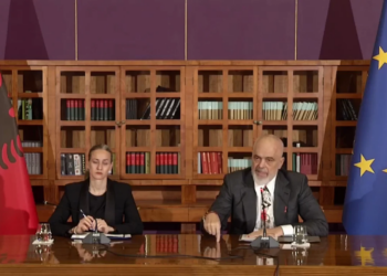 Rritja e çmimit të naftës: Rama njofton ndërhyrjen e shtetit për lehtësimin e barrës për qytetarët, ligji për rezervat është gati.