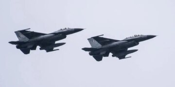 Rritja e masave mbrojtëse në Qipro si përgjigje ndaj kërcënimeve për sulme nga Irani mbi bazën britanike.