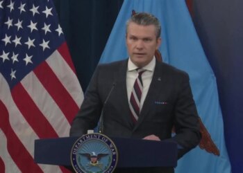 SHBA shkatërron anijen luftarake iraniane në Oqeanin Indian, e dyshuar lidhja me zhdukjen e 140 individëve.