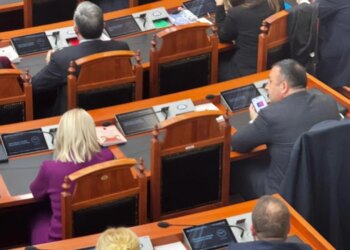 Seanca për kërkesën e SPAK: Spiropali dhe Xhafaj janë të pamundur të pranishëm, as Balluku nuk merr pjesë në Kuvend.