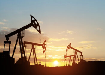 Shtetet e BE-së disponojnë rezerva nafte për një periudhë prej 90 ditësh, ndërsa G7 convokon një takim urgjent për të çliruar 400 milionë fuçi naftë.