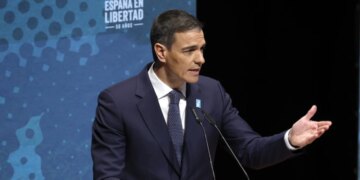 Spanja kundërshton përdorimin e bazave të saj për operacione ushtarake ndaj Iranit, ndodhin tensione pas veprimeve të përbashkëta të SHBA dhe Izraelit.