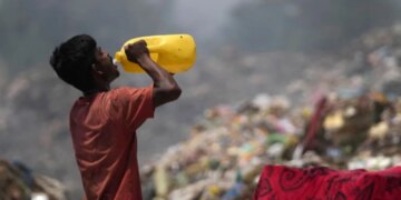Studimi përcakton se një në tre individë në botë tani përjeton nxehtësi ekstreme.