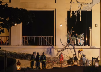 Sulm me dron në hotelin luksoz të Dubait: Turistët tregojnë për momentet e frikshme dhe përpjekjet për t’u strehuar.
