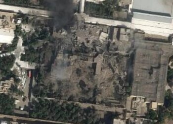 Sulmet e fuqishme të Shteteve të Bashkuara dhe Izraelit në Teheran targetojnë gjithashtu kompleksin e liderit të vrarë Ali Khamenei.