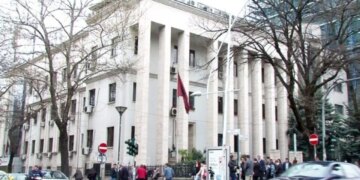 Tjetërsimi i pronave në Gjirin e Lalëzit, Gjykata e Lartë hedh poshtë rekursin e vëllait të Aleksandër Lahos.