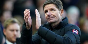 Trajneri i Crystal Palace ndëshkohet me një gjobë prej 1500 euro dhe i pezullohet patenta për 6 muaj për tejkalim të shpejtësisë prej 15 km/h mbi normën e lejuar.