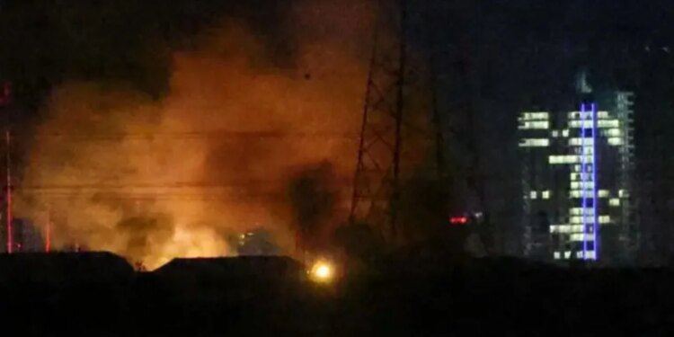 Tre dronë të armatosur bien mbi aeroportin e Erbilit në Irak, ndërsa trupat e SHBA-së qëndrojnë atje.