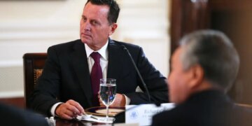 Trump shkarkon Grenell nga drejtimi i Qendrës Kennedy, a do të nisë presidenti një iniciativë të re diplomatike me "thikën e tij zvicerane"?