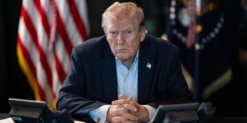 “Trump, ‘Humbësi i Lindjes së Mesme’, paralajmëron për rritje të tensioneve: Irani do të pësojë goditje të rënda sot”