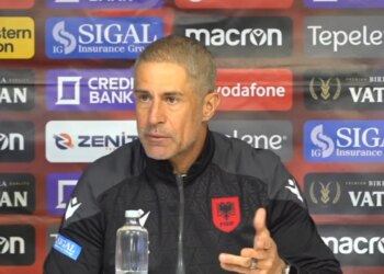 "Unë nuk kam besim në ndeshje miqësore" / Sylvinho përpara sfidës me Ukrainën: Përgatitja e ndeshjes është e vështirë pas një situate të tillë.