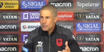 "Unë nuk kam besim në ndeshje miqësore" / Sylvinho përpara sfidës me Ukrainën: Përgatitja e ndeshjes është e vështirë pas një situate të tillë.