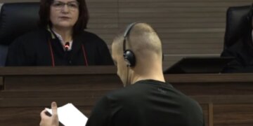 Vrasja e tmerrshme/ Naim Murseli kap në objektiv Liridonën pas ekzekutimit me plumb në kokë, brenda automjetit u gjetën gjithashtu…