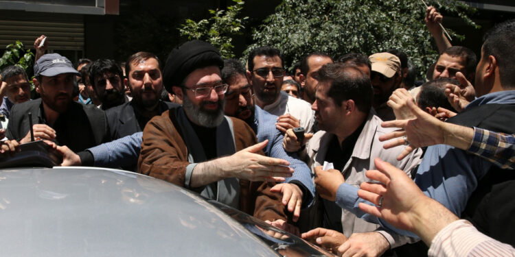 Washington Post: Mojtaba Khamenei jeton, por është i plagosur dhe ndodhet në izolim