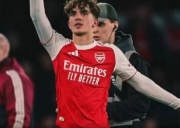 Ylli Dowman ka lindur në Emiratet Arabe, duke u quajtur ‘Kaka i ri’ dhe duke u bërë lojtari më i ri që gjen emrin e tij në historinë e Premier League.