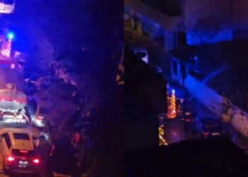 Zjarri shfaqet në një shtëpi të vendosur midis pallateve në Durrës, duke shkaktuar panik në komunitet, ndërsa zjarrfikësit nisen për të ndërhyrë.