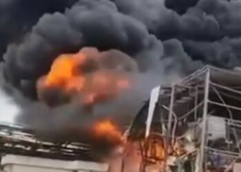 Zona industriale në jug të Izraelit e goditur nga zjarri, ende nuk ka raportime për viktima