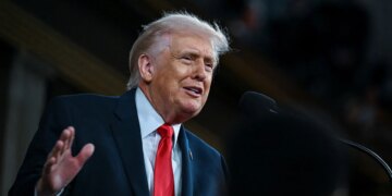 ‘Djali i Khameneit nuk ka rëndësi’, Trump: Duhet të angazhohem drejtpërdrejt në procesin e zgjedhjes së liderit të ri të Iranit.