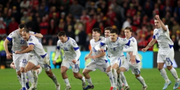 ‘Vërejtje për arrogancën, do ta mbajmë në mend’/Reagimi i Bosnjes ndaj festimit të futbollistëve italianë…(VIDEO)