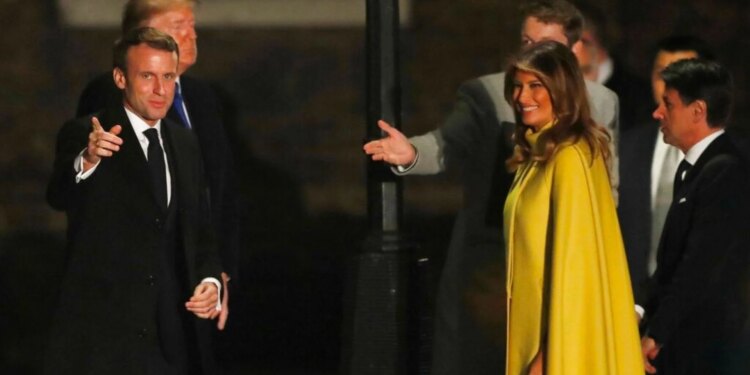 15 sekondat që ‘lidhnin’ Melania Trump dhe Macron me çështjen “Epstein”, sa e vërtetë ishte videoja e Zonjës së Parë?