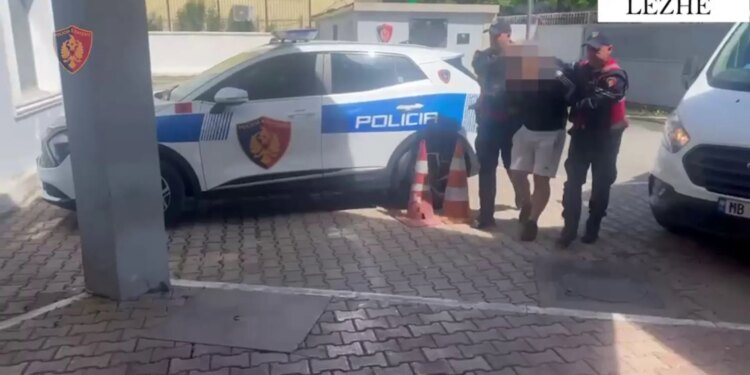 22-vjeçari arrestohet në Shëngjin për plagosje në vitin 2023 me vëllain e tij.