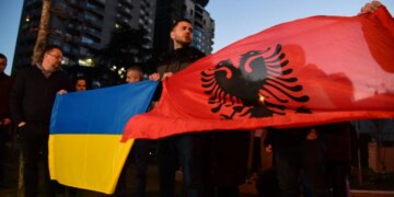 Agresioni rus, qeveria zgjat afatin e qëndrimit për ukrainasit në Shqipëri