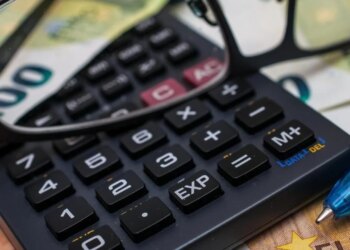 Analiza nga DW: Pse shtetet druajnë të taksojnë ultra të pasurit?