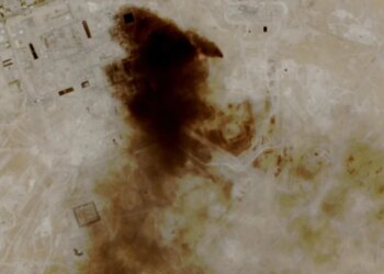 Arabia Saudite rivendos tubacionin kryesor të naftës pas sulmeve