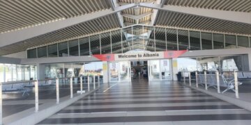 Arrestohet 49-vjeçari për kontrabandë mallrash dhe mosdeklarim të parave në Portin e Durrësit