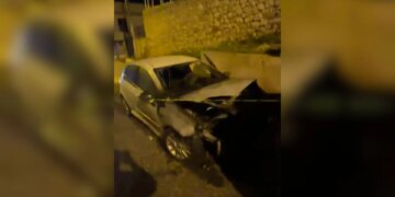 Automjeti në Sarandë digjet, pronari i dënuar më parë për marrëdhënie seksuale me të mitur