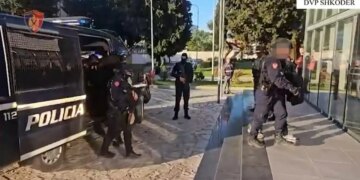 Babë e bir kanosën për motive të dobëta, 3 persona në pranga në Shkodër