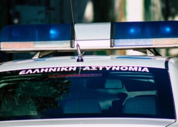 Babë e bir me origjinë shqiptare arrestohen për shitje droge në kafenenë e tyre në Selanik