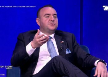 Balliu në Top Story: U lëndova në protestën para Kryeministrisë; spraji new entry, më goditën me shkop gome