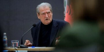 Berisha: Nuk jemi përkushtuar si duhet — kritikon drejtuesit e PD: Nga sot, të gjithë duhet të riorganizojmë partinë