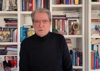 Berisha i përgjigjet Ramës: Pensionistët marrin sa 2 kg domate në muaj për rrogat dhe pensionet.