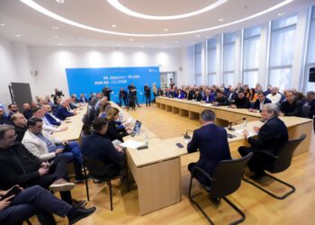 Berisha thirri Kolegjin e Kryetarëve: Moment i rëndësishëm për partinë dhe vendin, Rama dhe Vuçiç kërkuan…