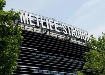 Biletat e trenave mund të arrijnë 100 dollarë gjatë Kupës së Botës, guvernatori amerikan fajëson FIFA-n: Duhet të…