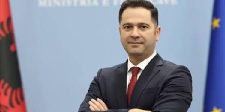 Bizneset në pritje të rregullave, aktet nënligjore të paqes fiskale të vonuara pengojnë faljen e detyrimeve