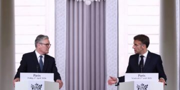 Britania dhe Franca mbledhin mbi 30 vende për Ngushticën e Hormuzit; rihapja e rrugës kyçe të energjisë