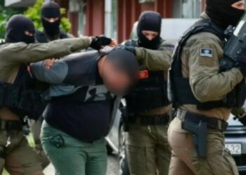 Cilësuar rrezikshmëri të lartë, arrestohet koka e kartelit ballkanik në Malin e Zi, disa tonë drogë të trafikuara...