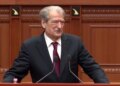 “Debatet nuk mund të shtyhen, kanë afatet e tyre”, Berisha nga foltorja: Rama e mbush parlamentin me zero.